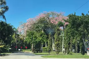 221 SE Tressler Dr, Stuart, FL 34994 - Photo 7