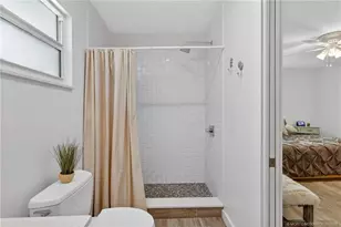 221 SE Tressler Dr, Stuart, FL 34994 - Photo 31