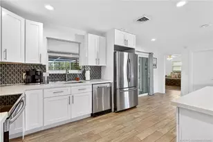 221 SE Tressler Dr, Stuart, FL 34994 - Photo 15