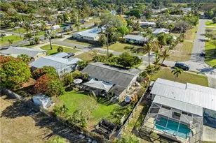 1092 SE Madison Ave, Stuart, FL 34996 - Photo 37