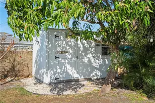 1092 SE Madison Ave, Stuart, FL 34996 - Photo 33