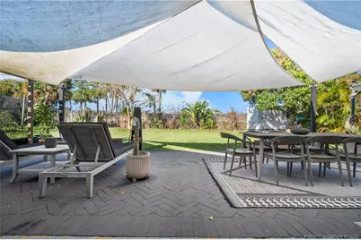 1092 SE Madison Avenue, Stuart, FL 34996 - Photo 45