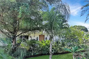 1092 SE Madison Ave, Stuart, FL 34996 - Photo 3