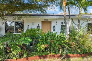 1092 SE Madison Ave, Stuart, FL 34996 - Photo 1