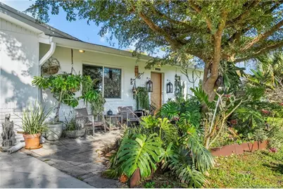 1092 SE Madison Avenue, Stuart, FL 34996 - Photo 43