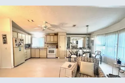 6221 S Ironwood Lane, Lantana, FL 33462 - Photo 15