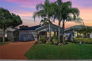 1255 SE Kirk St, Stuart, FL 34997 - Photo 3