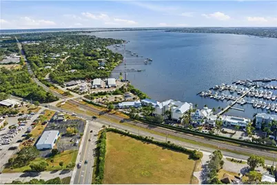 975 NW Flagler Avenue #307, Stuart, FL 34994 - Photo 3