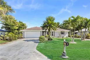 2281 SE McMaster St, Port Saint Lucie, FL 34952 - Photo 1