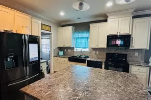 209 Plantation Blvd, Lake Worth, FL 33467 - Photo 5