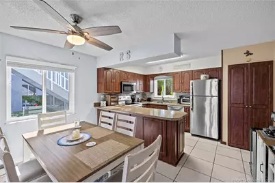 142 SE Village Drive, Port Saint Lucie, FL 34952 - Photo 7