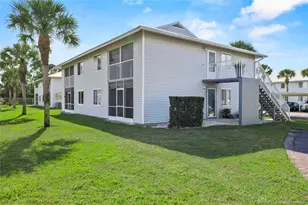 142 SE Village Dr, Port Saint Lucie, FL 34952 - Photo 25