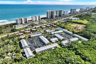 9417 S Ocean Dr, Jensen Beach, FL 34957 - Photo 23