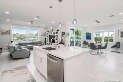 4659 SE Manatee Way, Stuart, FL 34997 - Photo 17