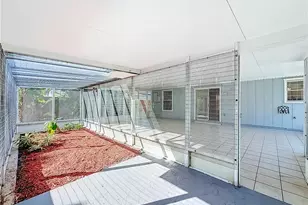 274 NE Glentry Ave, Port Saint Lucie, FL 34983 - Photo 15