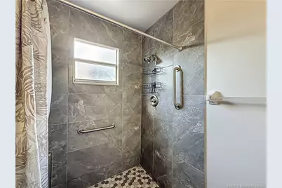 274 NE Glentry Avenue, Port Saint Lucie, FL 34983 - Photo 27