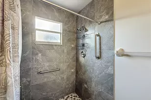 274 NE Glentry Ave, Port Saint Lucie, FL 34983 - Photo 27