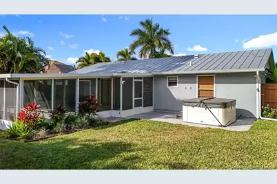 274 NE Glentry Avenue, Port Saint Lucie, FL 34983 - Photo 21