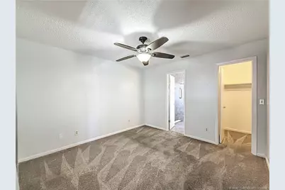 274 NE Glentry Avenue, Port Saint Lucie, FL 34983 - Photo 33