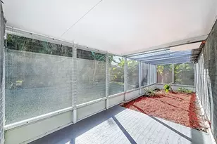 274 NE Glentry Ave, Port Saint Lucie, FL 34983 - Photo 17