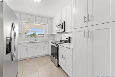 208 Riomar Drive, Port Saint Lucie, FL 34952 - Photo 13