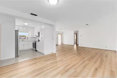 208 Riomar Drive, Port Saint Lucie, FL 34952 - Photo 11