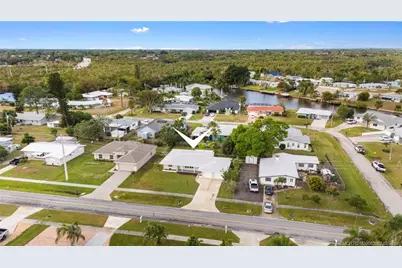 208 Riomar Drive, Port Saint Lucie, FL 34952 - Photo 37