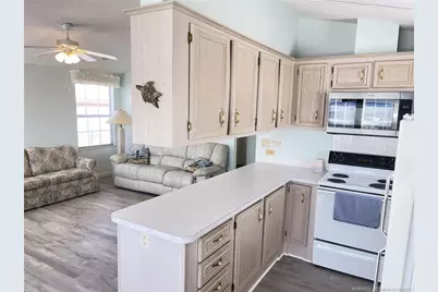 1209 Nettles Boulevard, Jensen Beach, FL 34957 - Photo 11