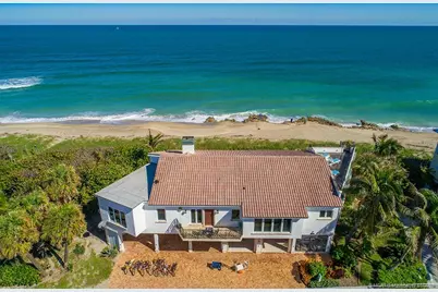 23 NE Macarthur Boulevard, Stuart, FL 34996 - Photo 1