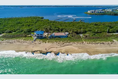 23 NE Macarthur Boulevard, Stuart, FL 34996 - Photo 3