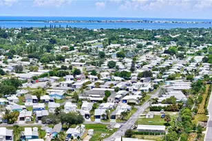 331 NE Tropicalia Ln, Jensen Beach, FL 34957 - Photo 1