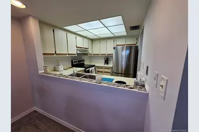 805 SE Central Parkway #16, Stuart, FL 34994 - Photo 5