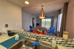 805 SE Central Pkwy, Stuart, FL 34994 - Photo 3