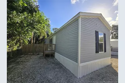 112 NE 18th Street, Stuart, FL 34994 - Photo 1