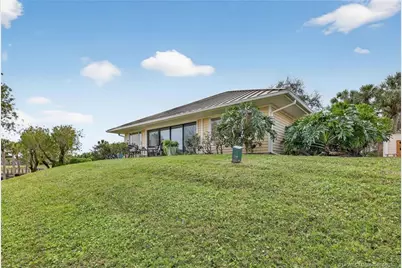5253 SE Club Way, Stuart, FL 34997 - Photo 43
