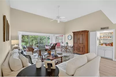 5253 SE Club Way, Stuart, FL 34997 - Photo 9