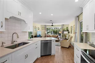 1898 SE Coronado Ln, Stuart, FL 34996 - Photo 11
