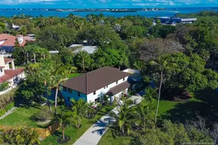 37 E High Point Rd, Stuart, FL 34996 - Photo 11