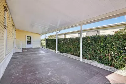 7924 SE Saratoga Drive, Hobe Sound, FL 33455 - Photo 9