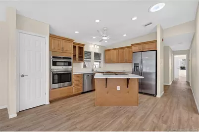 7924 SE Saratoga Drive, Hobe Sound, FL 33455 - Photo 11