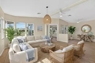 7924 SE Saratoga Dr, Hobe Sound, FL 33455 - Photo 1