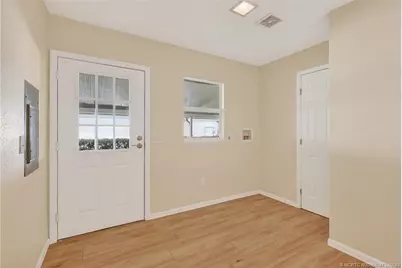 7924 SE Saratoga Drive, Hobe Sound, FL 33455 - Photo 11