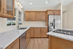 7924 SE Saratoga Dr, Hobe Sound, FL 33455 - Photo 15