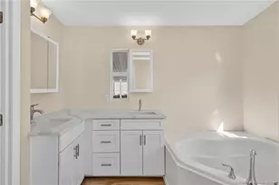 7924 SE Saratoga Dr, Hobe Sound, FL 33455 - Photo 41