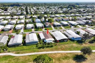 7924 SE Saratoga Dr, Hobe Sound, FL 33455 - Photo 59