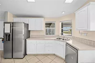 8004 Long Dr, Port Saint Lucie, FL 34952 - Photo 13