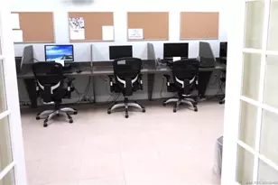 8004 Long Dr, Port Saint Lucie, FL 34953 - Photo 37