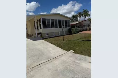 8203 E Bitterbush Lane, Port Saint Lucie, FL 34952 - Photo 3