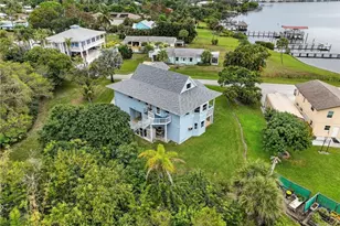 780 SW 31st St, Palm City, FL 34990 - Photo 1