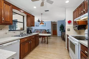 160 SE Duxbury Ave, Port Saint Lucie, FL 34983 - Photo 11